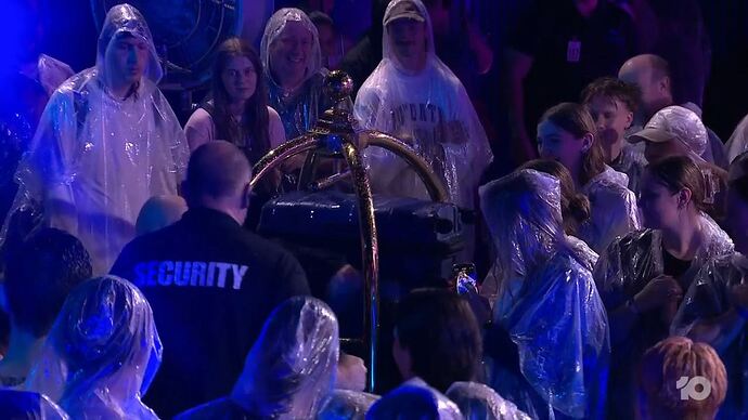 11-09_17-47-10_10 Melbourne_10 Melbourne.ts_002727652