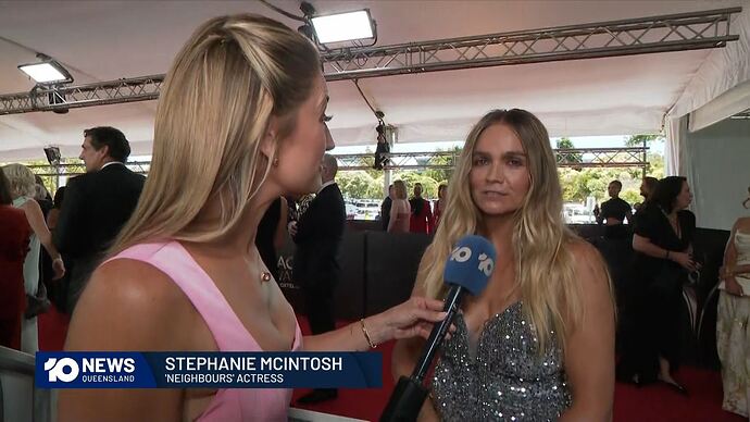 10_News#_Lunchtime_20260206_1328.ts_014147160