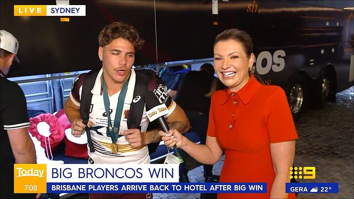 10-06_01-03-21_9 Syd_9 Syd.ts_018332779