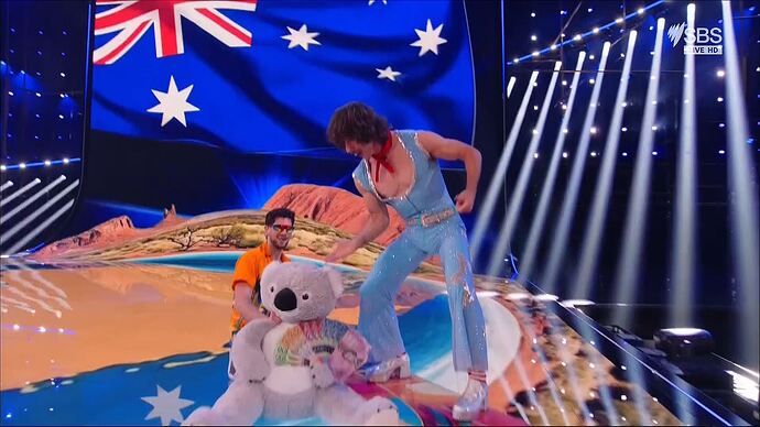 05-1300-41-33SBS ONE HD (eng)Breaking Point - Consumer Advice  L, V..ts022846140