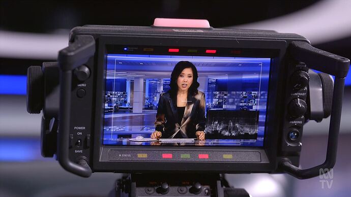 Martin_Clunes#_Islands_Of_The_Pacific_20240121_1601.ts_007337547