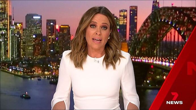 09-09_16-56-15_Seven_Seven.ts_004145414