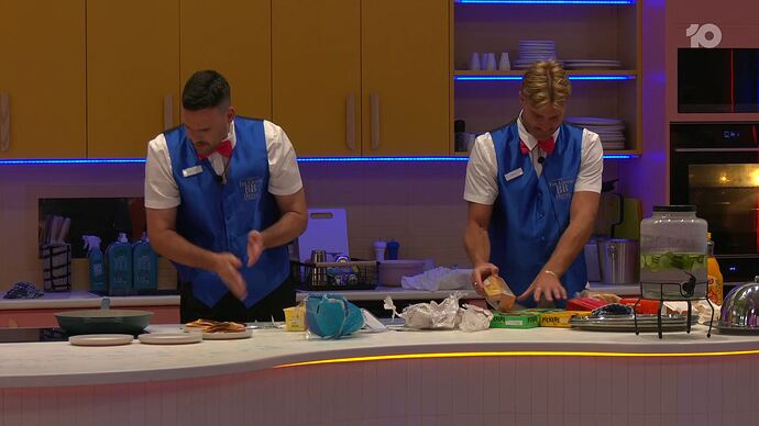 11-24_22-04-20_Big Brother Live Stream_Big Brother Live Stream.ts_004852282