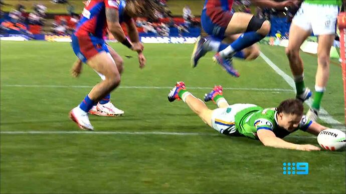 04-04_22-33-25_Channel 9 Sydney_Channel 9 Sydney.ts_001712900