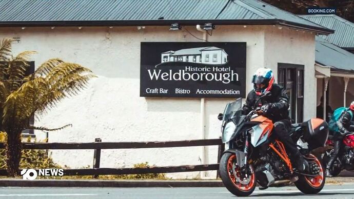 01-22_18-25-38_10 Sydney_10 Sydney.ts_014050857